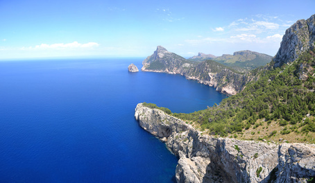 Pollenca -  Port de Pollenca - Cala Sant Vicenc - Sie möchten baden, surfen, segeln oder lieber
schnorcheln? Die traumhaften Strände in der Bucht von Pollenca und Badebuchten in
Cala Sant Vicenc warten auf Sie.