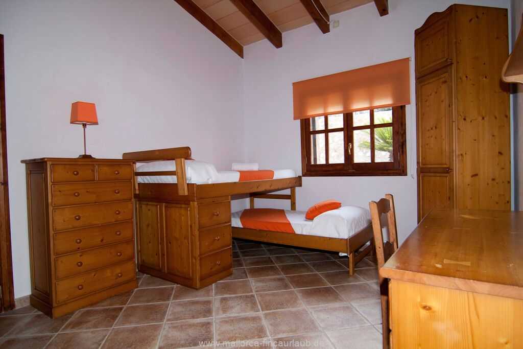 Foto der Wohnung MAL-26-082-01-finca-liana-santa-margalida-schlafen3.jpg Foto der Wohnung MAL-26-082-01-finca-liana-santa-margalida-schlafen3.jpg