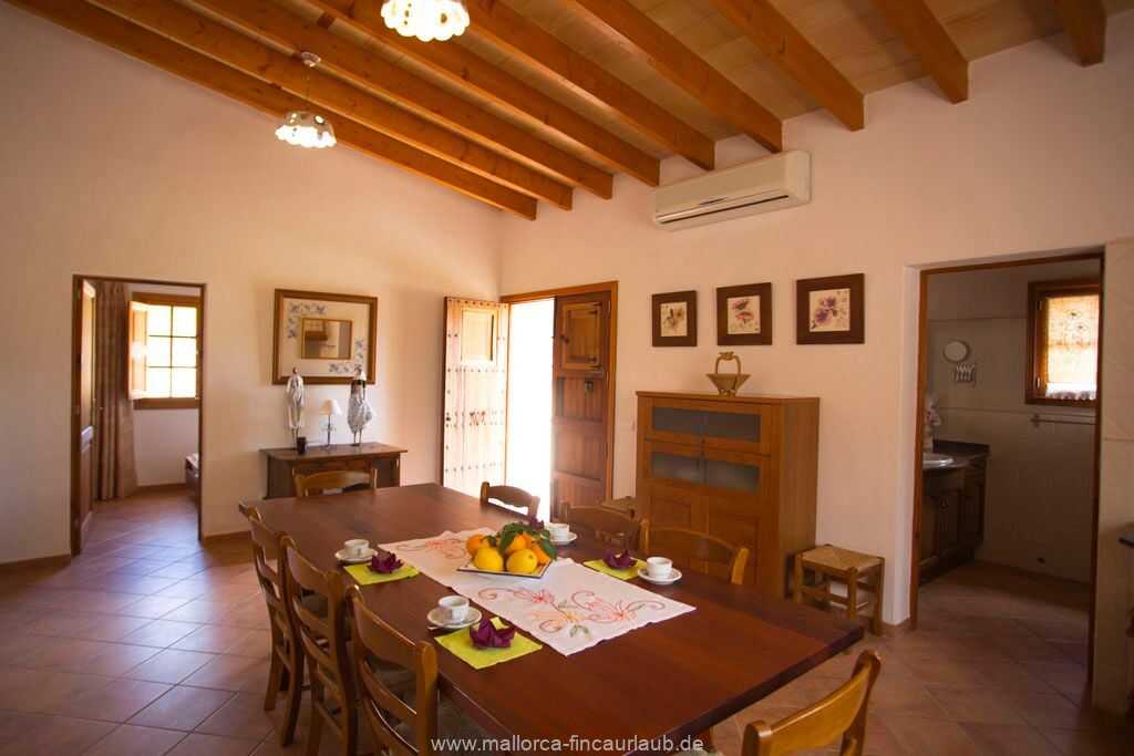 Foto der Wohnung MAL-26-095-01-finca-francesca-santa-margalida-essen.jpg Foto der Wohnung MAL-26-095-01-finca-francesca-santa-margalida-essen.jpg