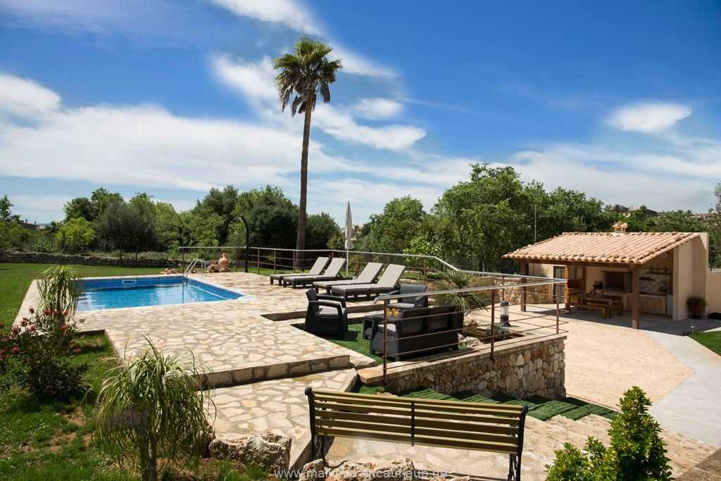 Foto der Wohnung MAL-26-095-01-finca-francesca-santa-margalida-pool.jpg Foto der Wohnung MAL-26-095-01-finca-francesca-santa-margalida-pool.jpg