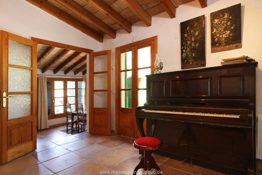 Foto der Wohnung MAL-40-515-01-finca-can-costa-deia-valldemossa-klavier.jpg Foto der Wohnung MAL-40-515-01-finca-can-costa-deia-valldemossa-klavier.jpg